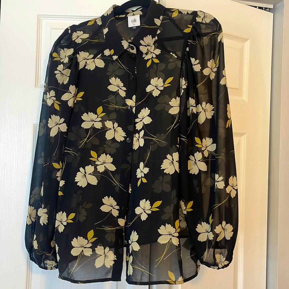 Cabi Cosmo Blouse - A Must!!